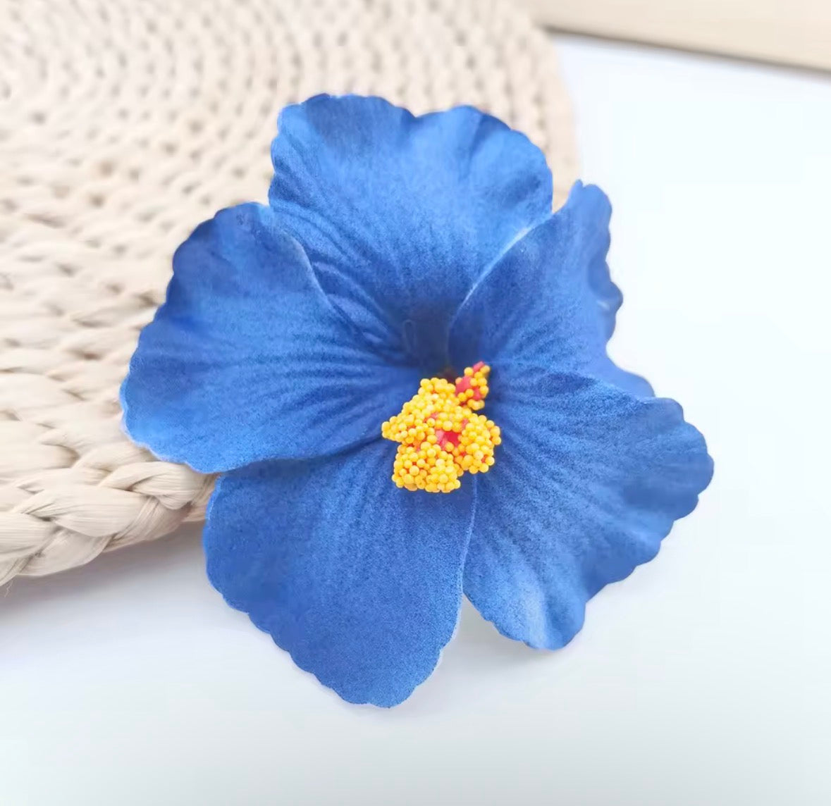Pinces à cheveux ,accessoires tendance pour sublimer vos coiffures d’été