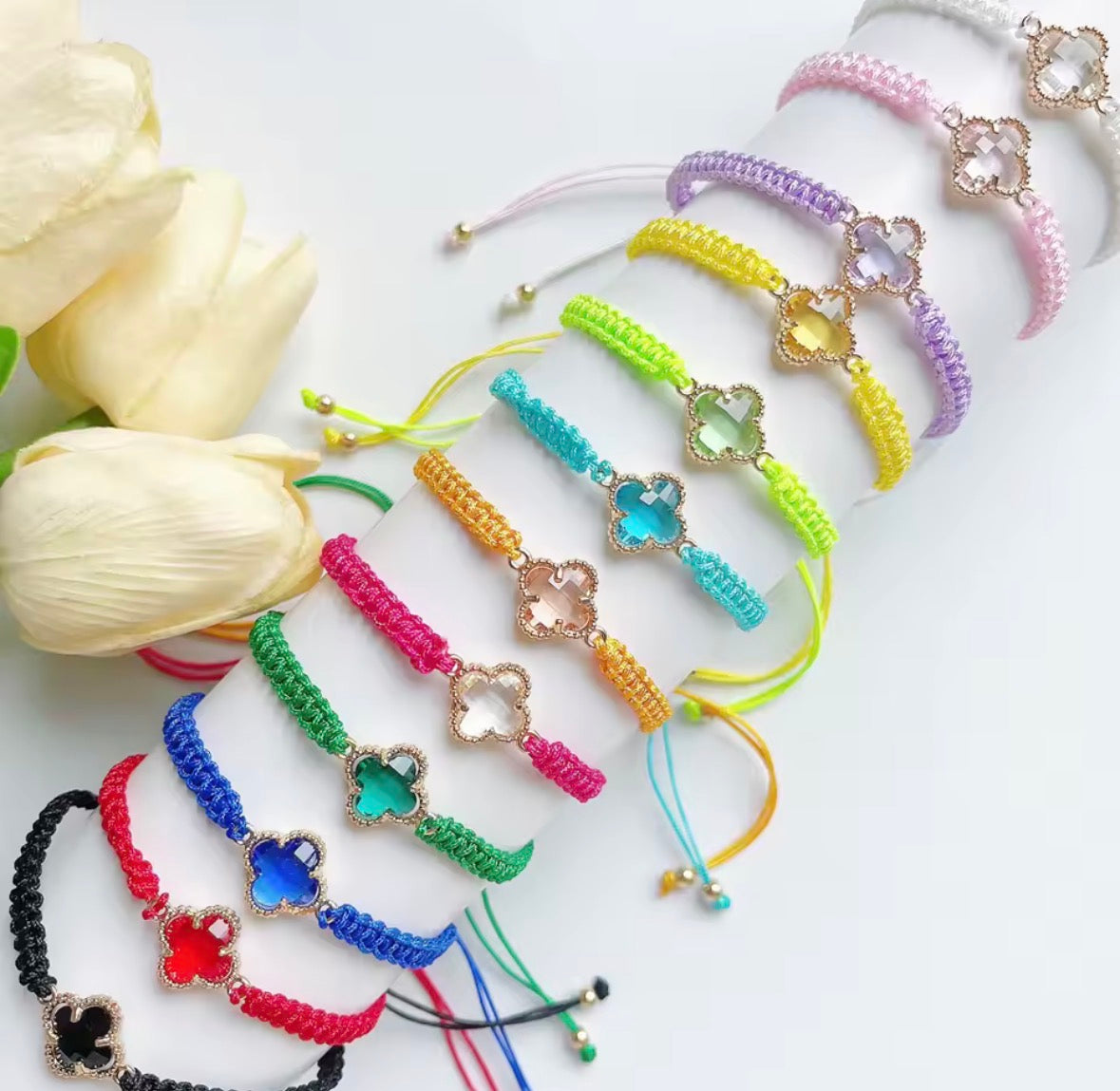Lot de 12 bracelets