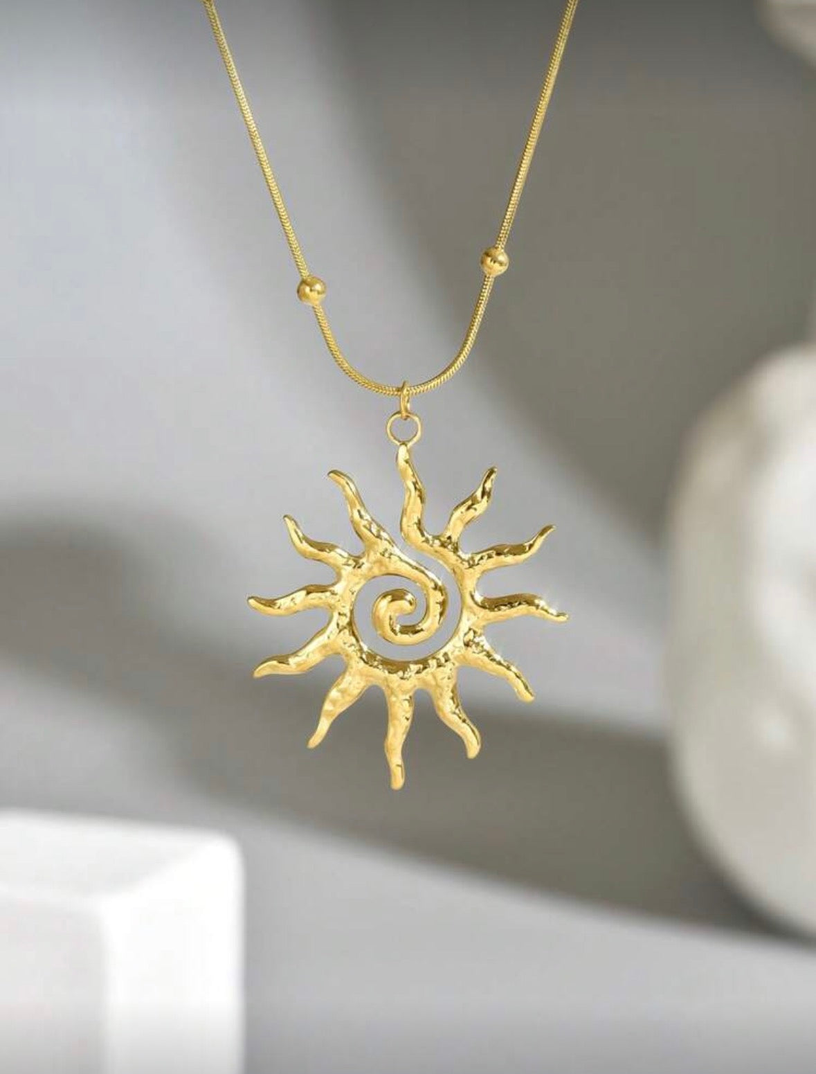 Collier pendentif Soleil, acier inoxydable
